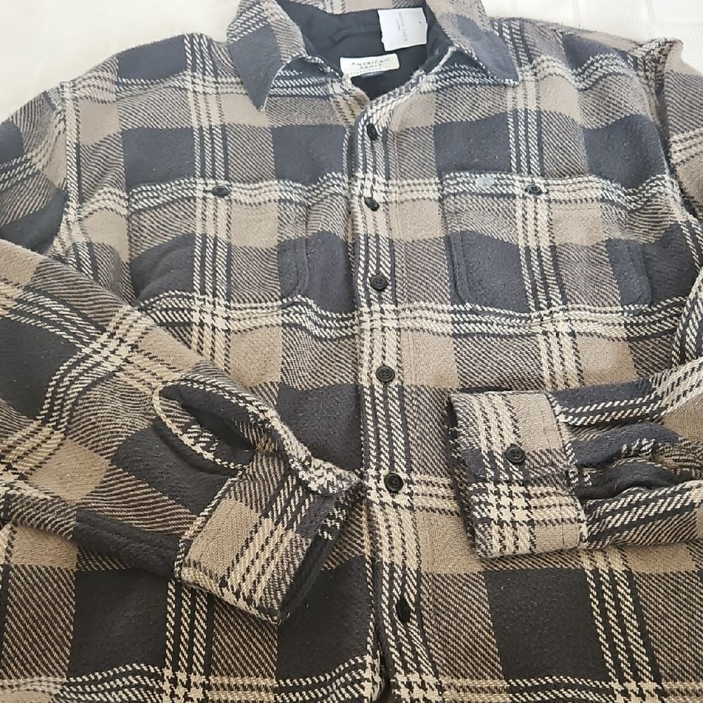 American Eagle Outfitters Black and Tan Plaid Shirt - Picture 16 of 16